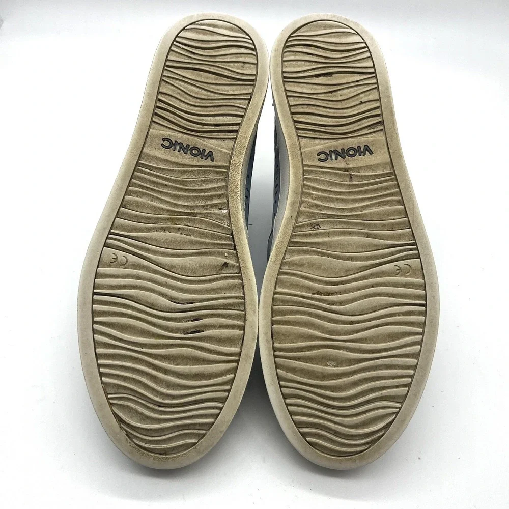 Vionic Perforated Slip On Sneakers Women's‎ Size 9 Blue Leather Cutout